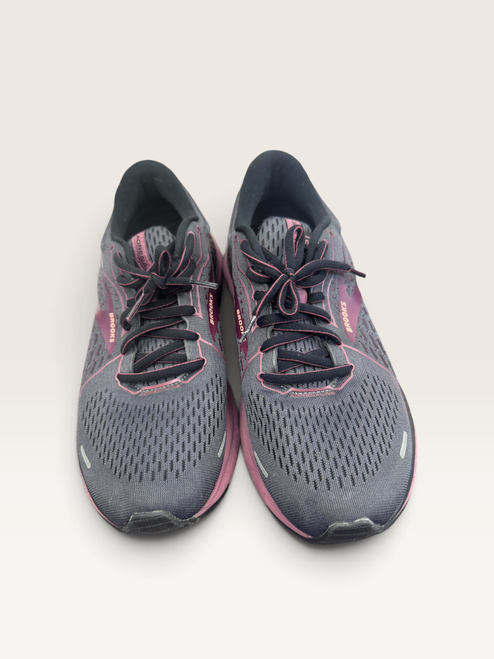 Vist Large View of Product Image Which is Used Brooks Performance Shoes 11