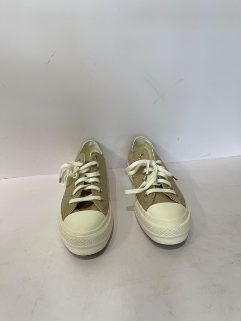 Vist Large View of Product Image Which is Used Converse Casual Shoes 8.5