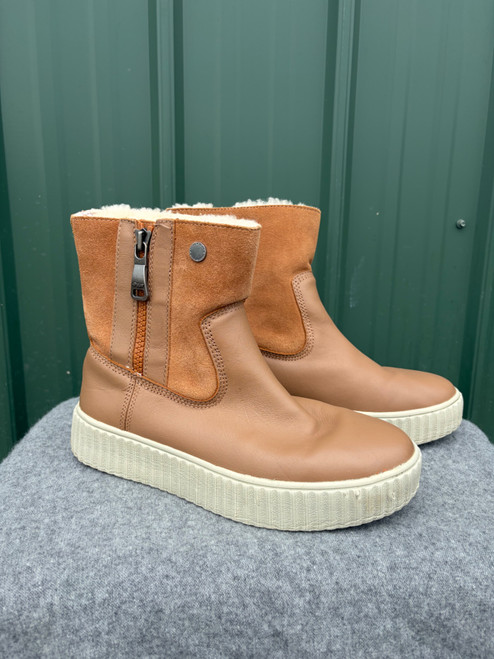 Vist Large View of Product Image Which is Used Pajar Ankle Boots 11
