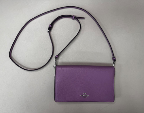 Vist Large View of Product Image Which is Used Coach Small Handbag