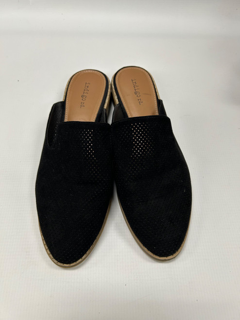 Vist Large View of Product Image Which is Used Unbranded Flats 7.5