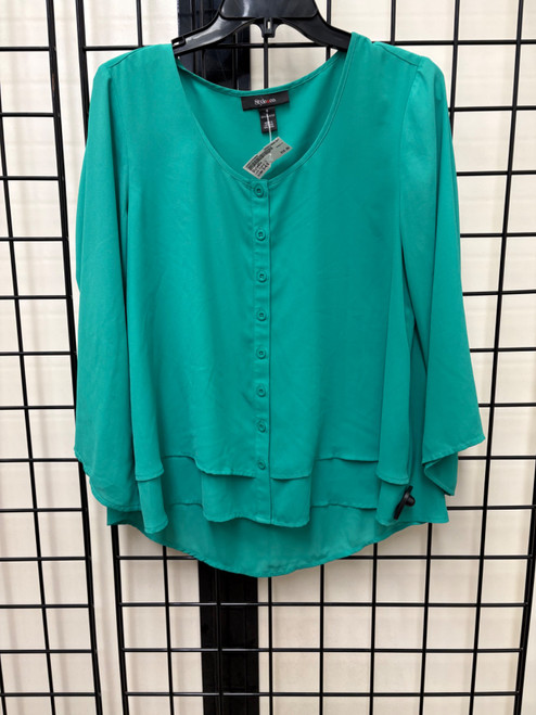 Vist Large View of Product Image Which is Used Style&Co Long Sleeve Top S-4/6