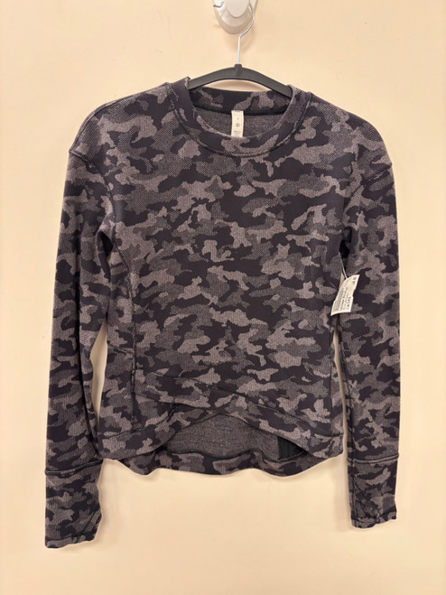 Vist Large View of Product Image Which is Used Lululemon Athletica Active Long Sleeve S-4/6