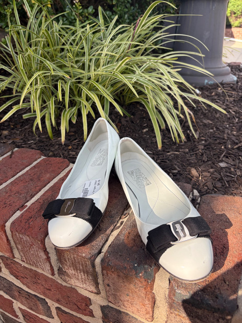 Vist Large View of Product Image Which is Used Salvatore Ferragamo flats 8