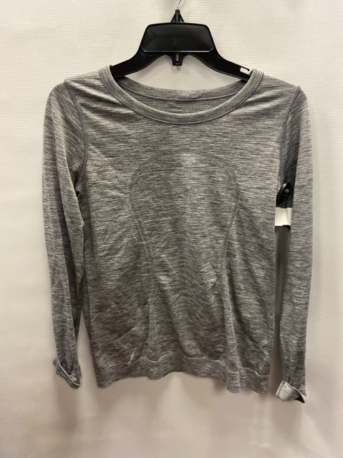 Vist Large View of Product Image Which is Used Lululemon Athletica Active Long Sleeve M-8/10
