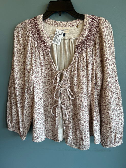 Vist Large View of Product Image Which is Used Universal Threads Long Sleeve Top S-4/6