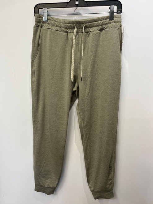 Vist Large View of Product Image Which is Used Vuori Active Pant 4-27