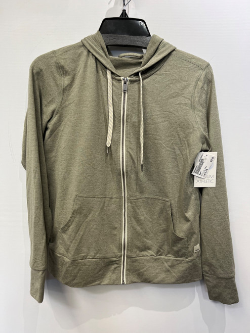 Vist Large View of Product Image Which is Used Vuori Active Long Sleeve S-4/6
