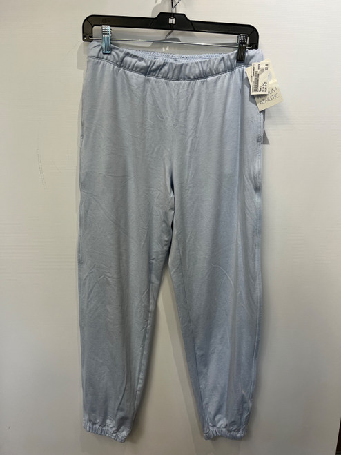Vist Large View of Product Image Which is Used Vuori Active Pant 4-27