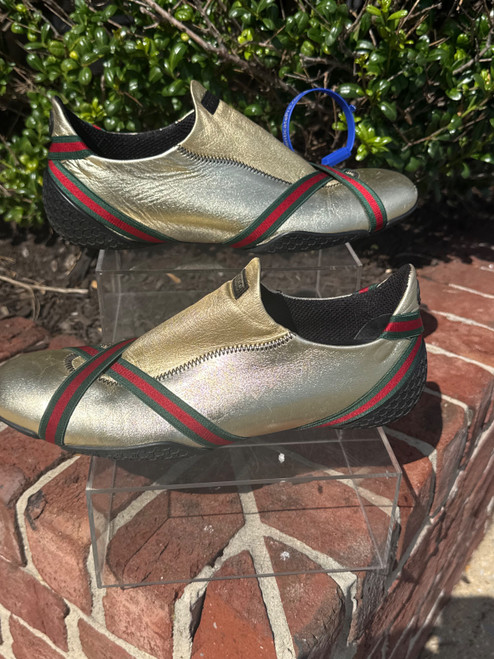 Vist Large View of Product Image Which is Used Gucci Causal Shoes 10