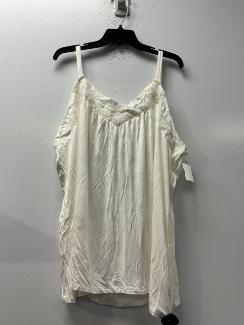 Vist Large View of Product Image Which is Used Penningtons Tank Top 6X-28/30