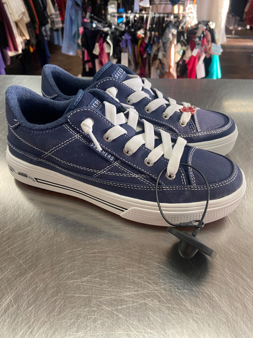 Vist Large View of Product Image Which is Used Skechers Casual Shoes 7