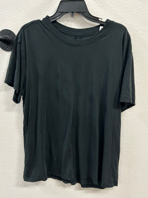 Vist Large View of Product Image Which is Used Lululemon Athletica Mens Active T-Shirt L