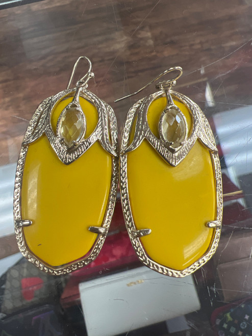 Vist Large View of Product Image Which is Used Kendra Scott Earrings