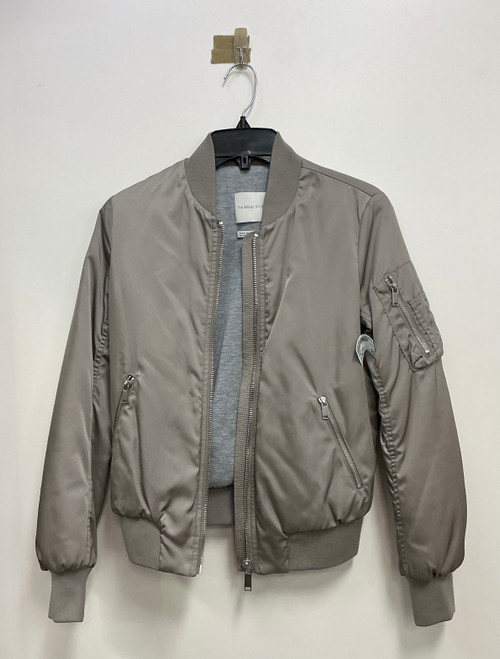 Vist Large View of Product Image Which is Used Babaton Short Heavyweight Coat XXS