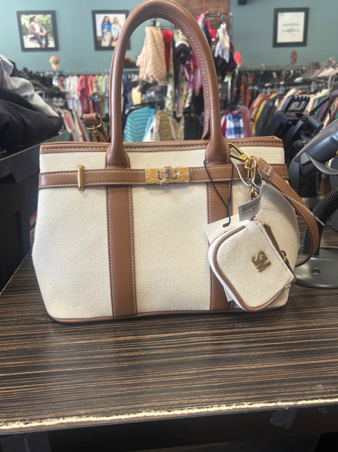 Vist Large View of Product Image Which is Used Steve Madden Small Handbag