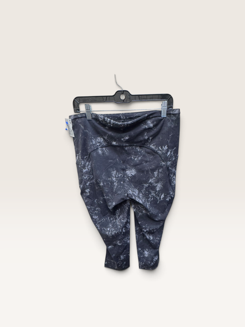 Vist Large View of Product Image Which is Used Lululemon Athletica Active Leggings 14-32