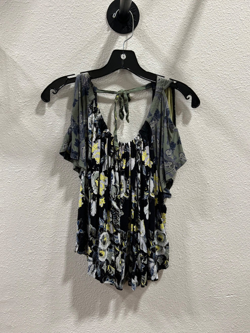 Vist Large View of Product Image Which is Used Free People Short Sleeve Top XS-0/2