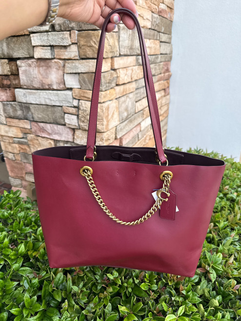 Vist Large View of Product Image Which is Used Coach Large Leather Handbag