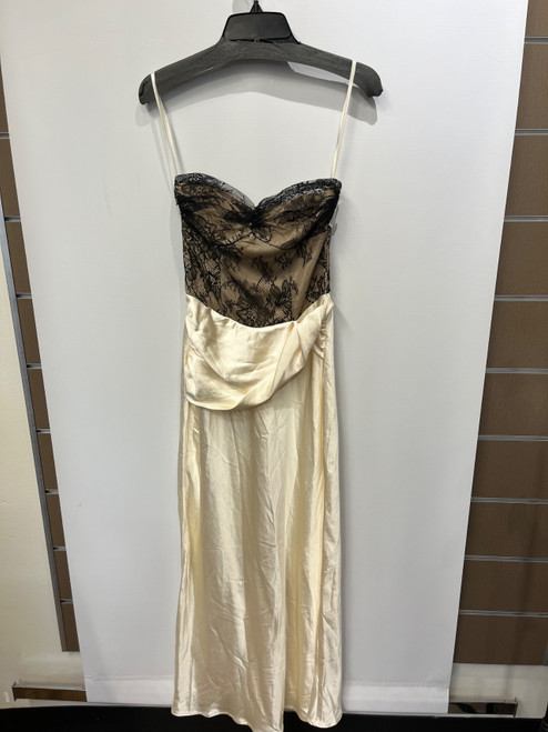 Vist Large View of Product Image Which is Used Here Comes The Sun Long Dress F S-4/6