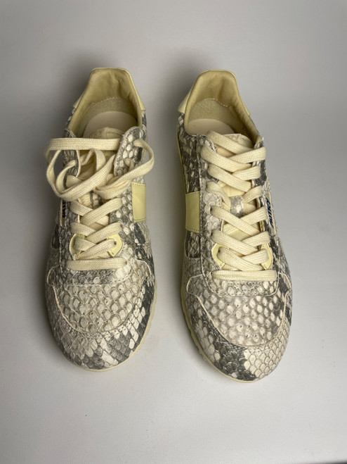 Vist Large View of Product Image Which is Used Autry Casual Shoes 9.5