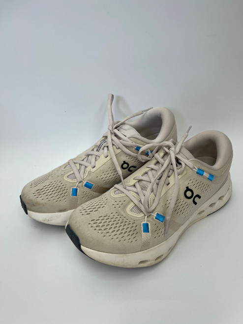 Vist Large View of Product Image Which is Used OnCloud Casual Shoes 8.5 As Is