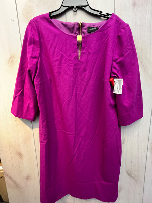 Vist Large View of Product Image Which is Used Tahari By Arthur S Levine Short Dress F M-8/10