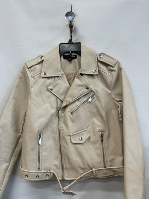 Vist Large View of Product Image Which is Used Love Tree Short Light Jacket S-4/6
