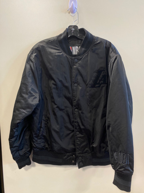 Vist Large View of Product Image Which is Used NBA Men's Light Jacket L