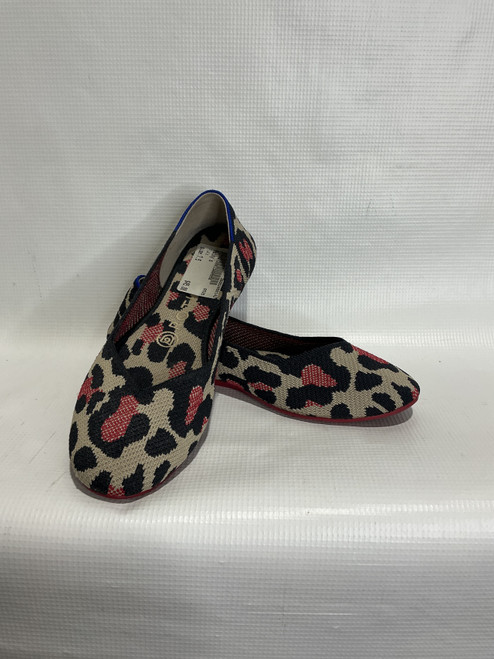Vist Large View of Product Image Which is Used Rothy's Flats 7.5