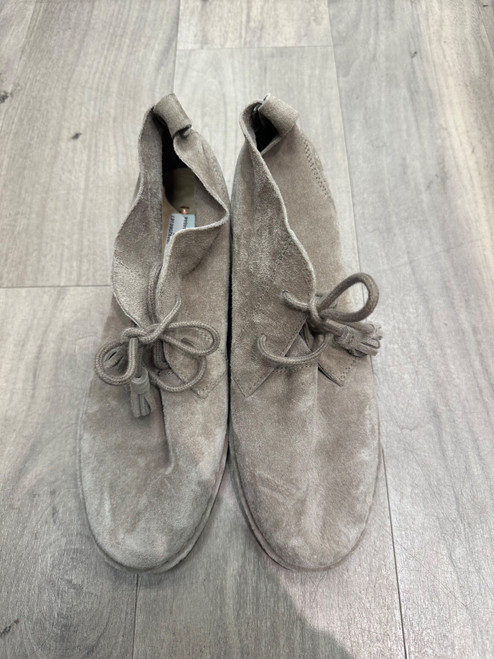 Vist Large View of Product Image Which is Used Hush Puppies Ankle Boots 8