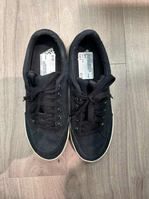 Vist Large View of Product Image Which is Used Sorel Casual Shoes 8