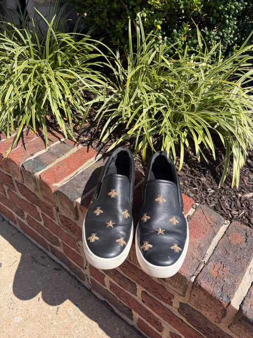 Vist Large View of Product Image Which is Used Gucci bee Mens Casual Shoes 10