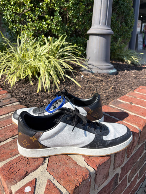 Vist Large View of Product Image Which is Used Louis Vuitton Mens Casual Shoes 10