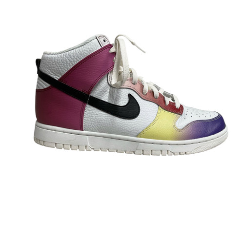 Vist Large View of Product Image Which is Used Nike Performance Shoes 11