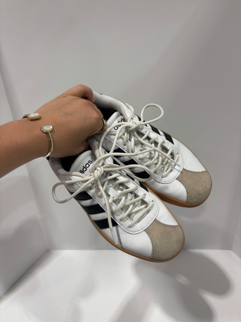 Vist Large View of Product Image Which is Used Adidas Casual Shoes 6.5