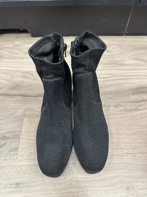 Vist Large View of Product Image Which is Used Unbranded Ankle Boots 10