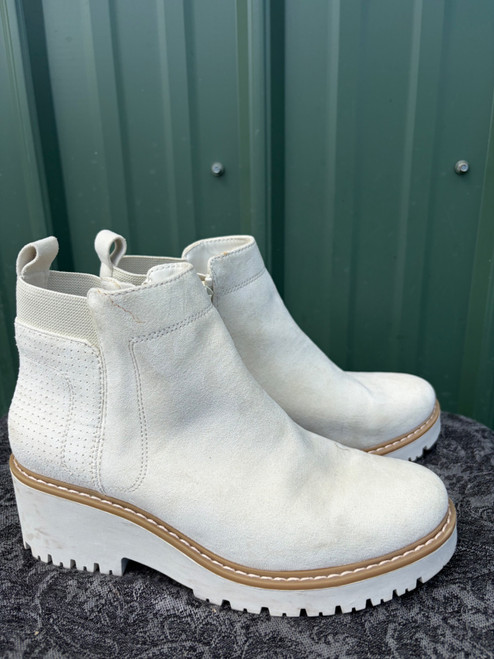 Vist Large View of Product Image Which is Used Sonoma Life+Style Ankle Boots 8