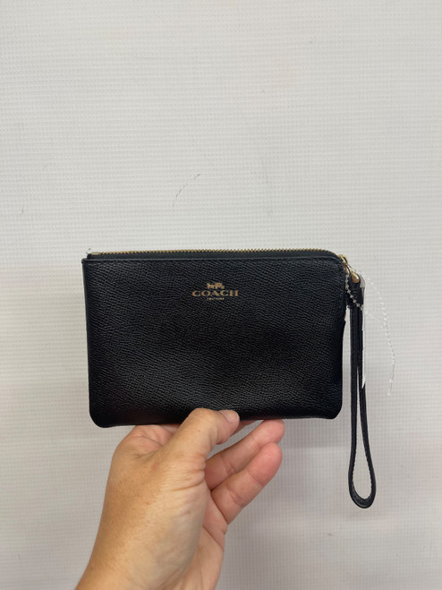 Vist Large View of Product Image Which is Used Coach Wallet