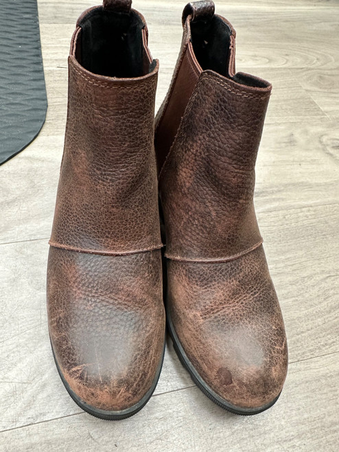 Vist Large View of Product Image Which is Used Sorel Outerwear Boots 8