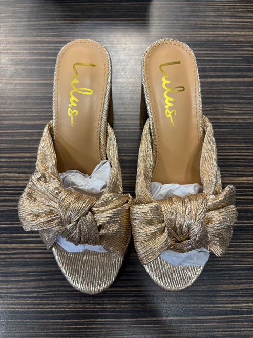 Vist Large View of Product Image Which is Used Unbranded High Heels 7