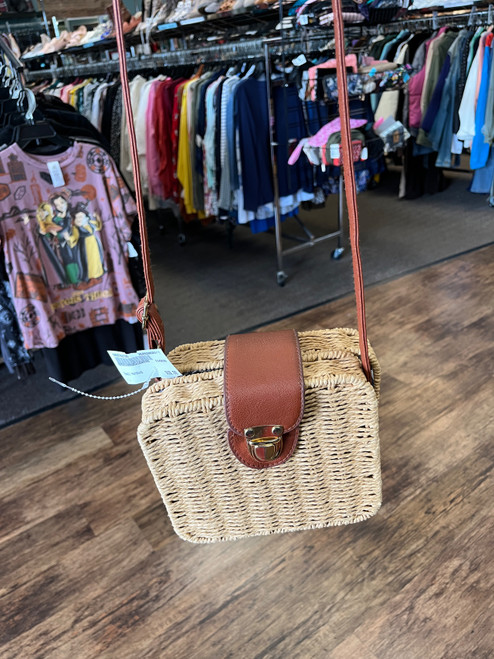 Vist Large View of Product Image Which is Used Unbranded Small Handbag