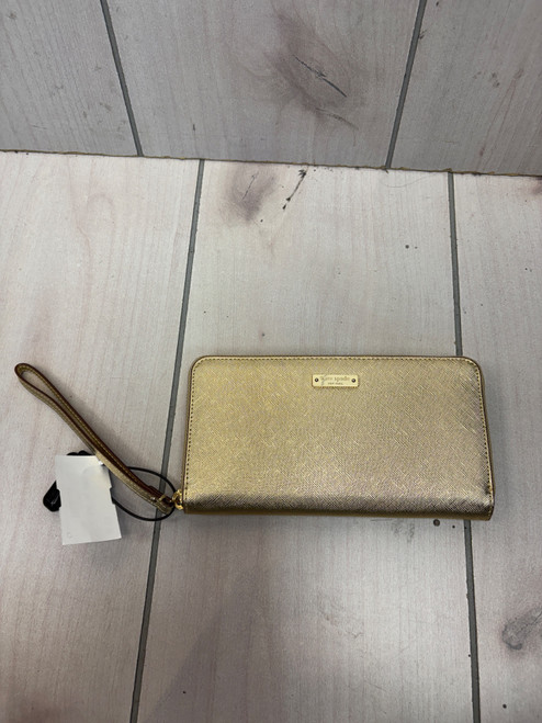 Vist Large View of Product Image Which is Used Kate Spade New York Wallet