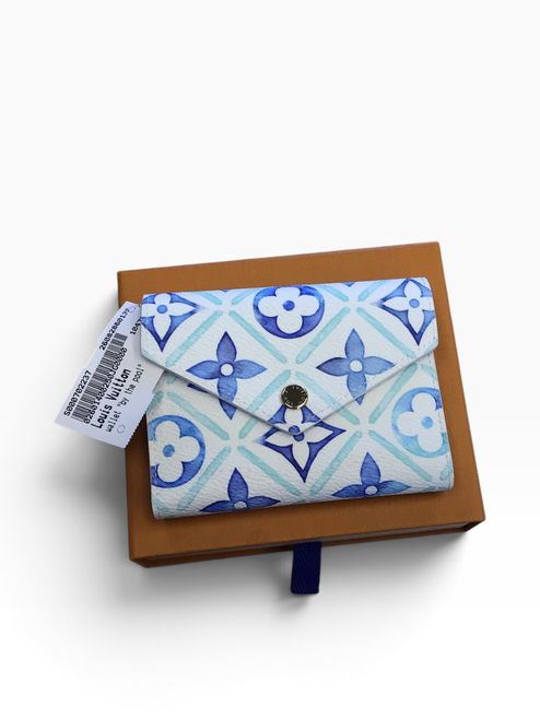 Vist Large View of Product Image Which is Used Louis Vuitton Leather Wallet