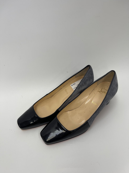 Vist Large View of Product Image Which is Used Christian Louboutin Flats 9 As Is