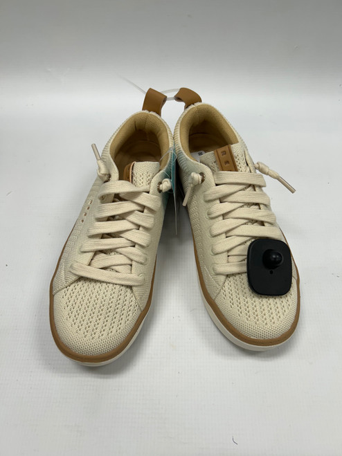 Vist Large View of Product Image Which is Used Reef Casual Shoes 6.5