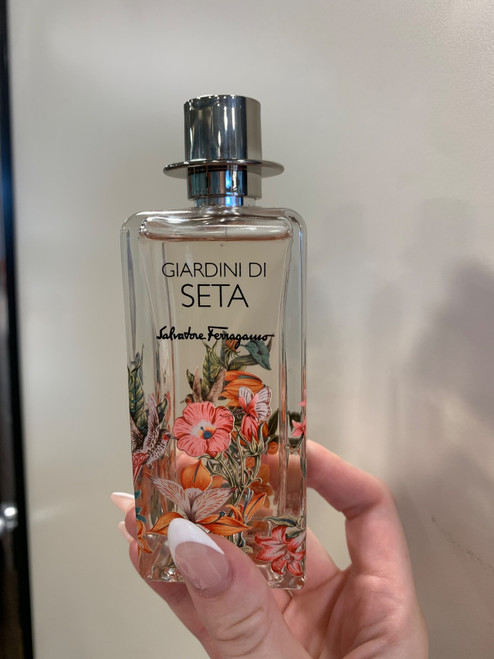 Vist Large View of Product Image Which is Used Ferragamo perfume 