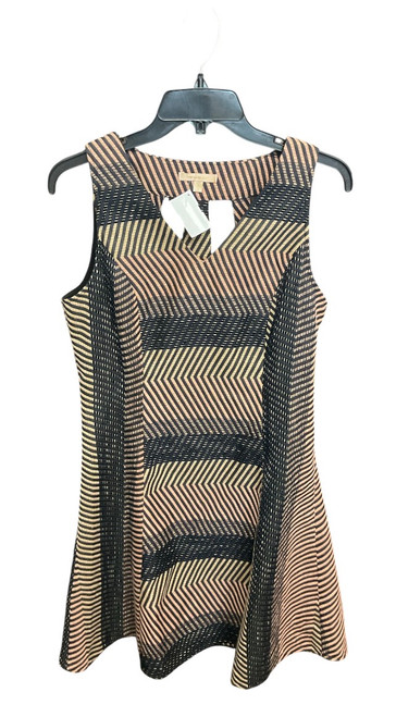 Vist Large View of Product Image Which is Used Skies Are Blue Short Dress B S-4/6