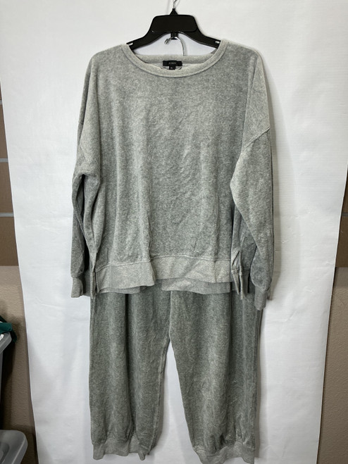 Vist Large View of Product Image Which is Used J. Crew Jumpsuit XL-16