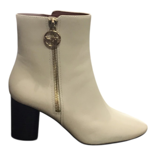 Vist Large View of Product Image Which is Used Unbranded Ankle Boots 5